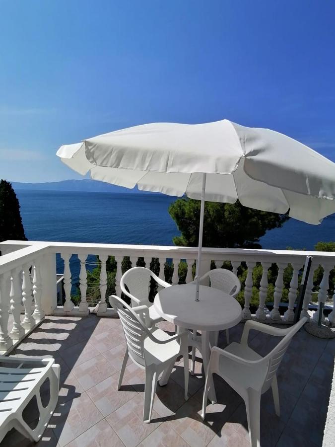 Apartments With Sea View Drvenik Makarska Riviera Luaran gambar