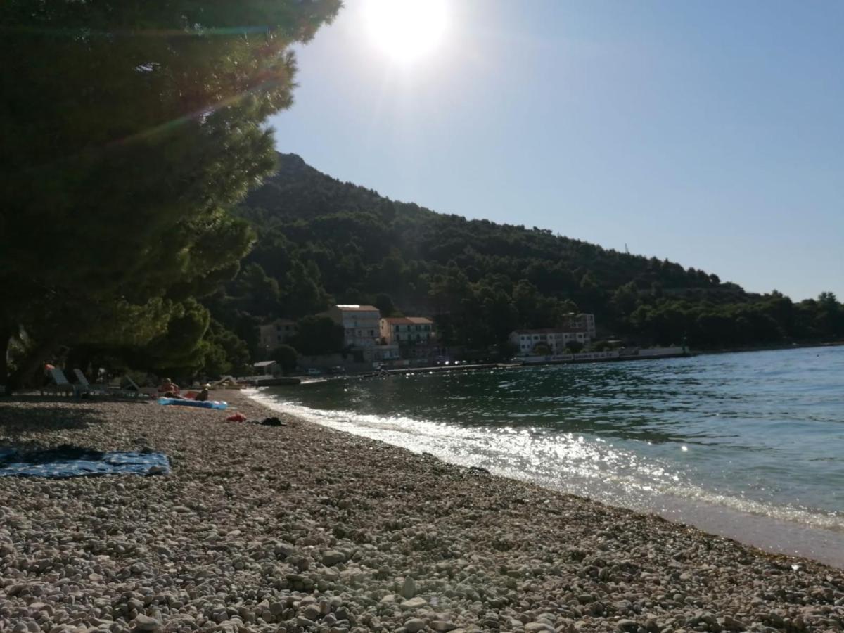 Apartments With Sea View Drvenik Makarska Riviera Luaran gambar